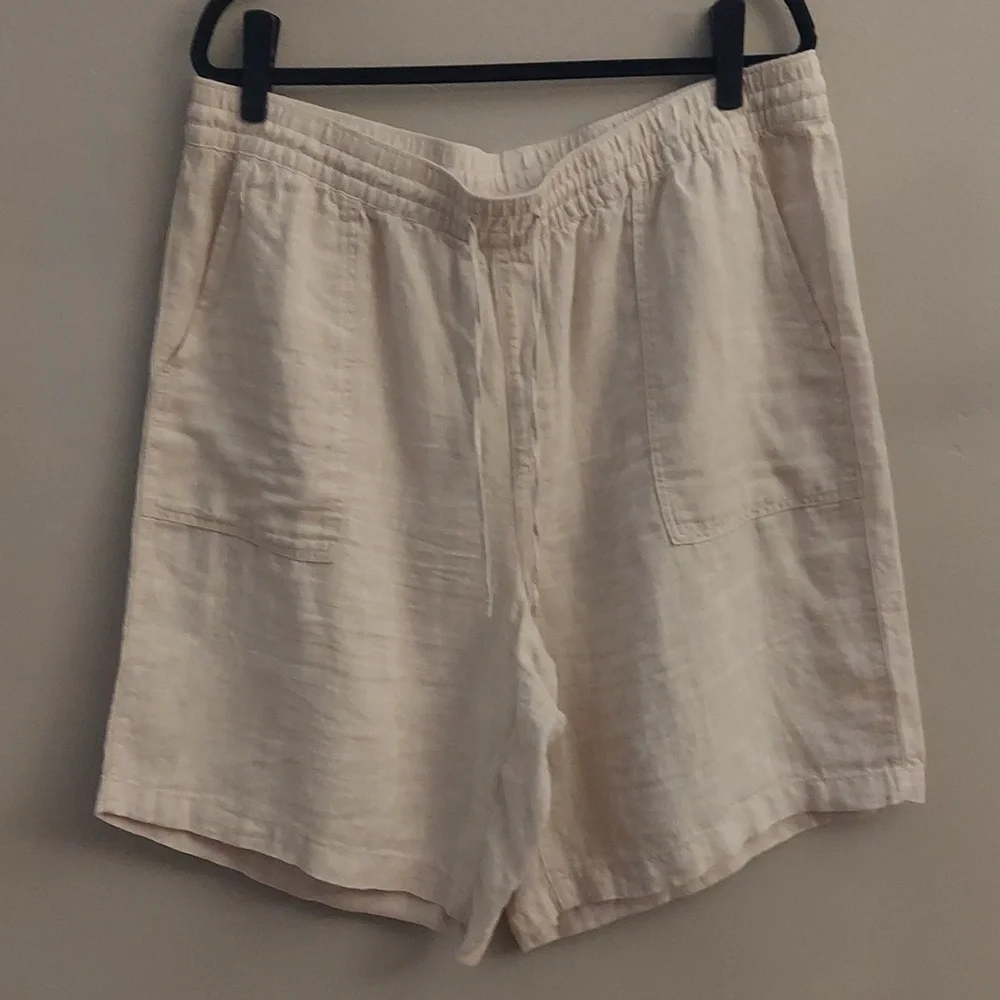 LANDS END Womens High Rise Pullon 10in Cream Color sz 18 Bermuda Shorts - Picture 2 of 12